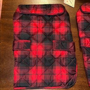 St Johns Bark Red/Black Plaid Dog Coat Size Medium NWT